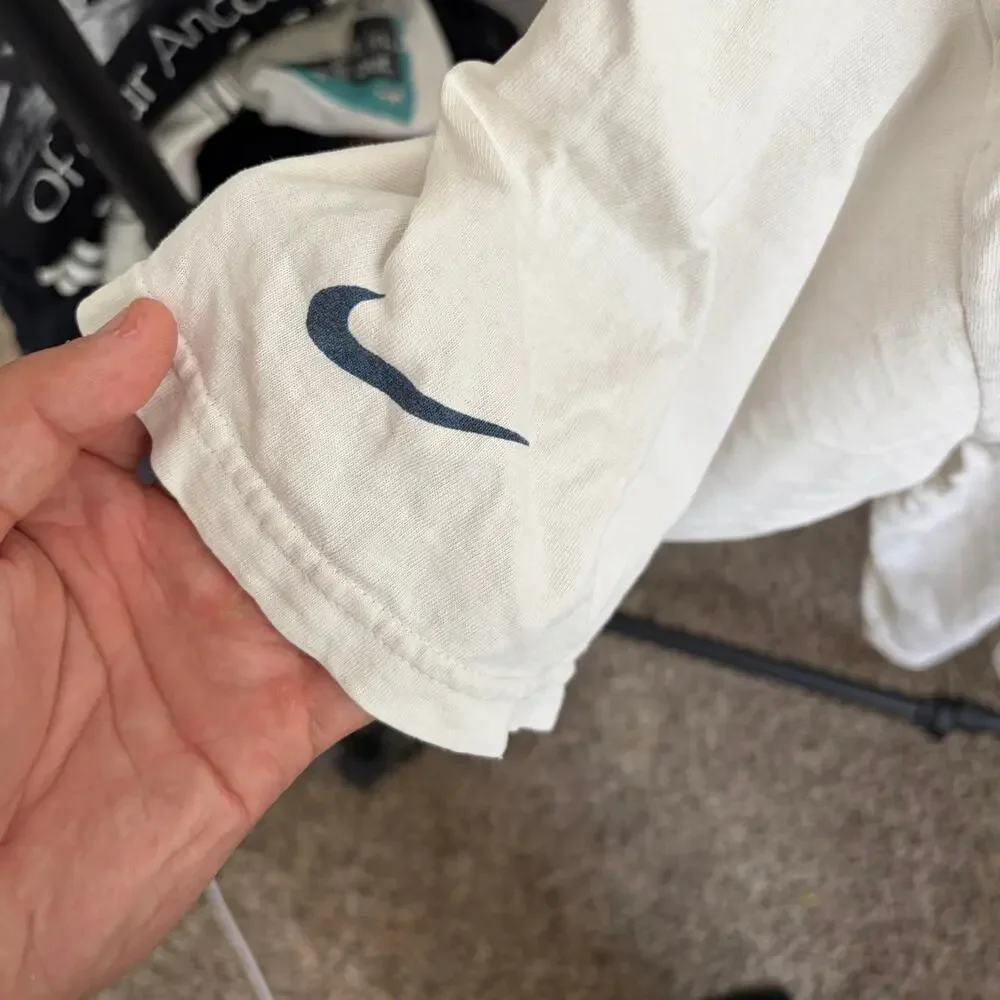 Vintage 90s Nike Michigan Basketball Tee Mens XL Retro University Streetwear